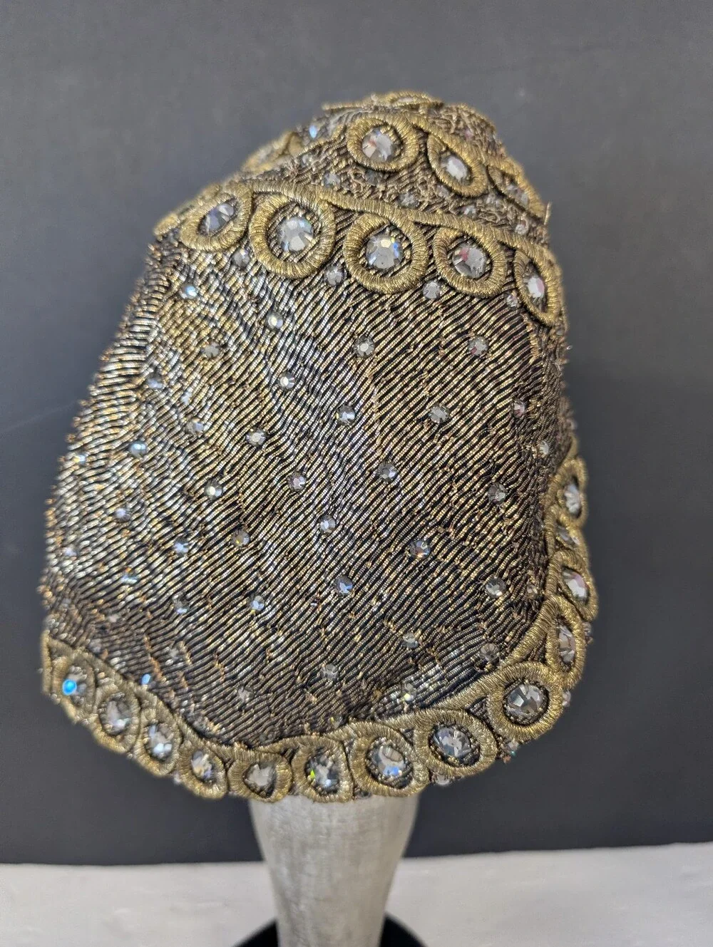 Vintage Adolfo Cloche Hat Incrusted With Rhinestone Sequin Hat - Picture 4 of 9